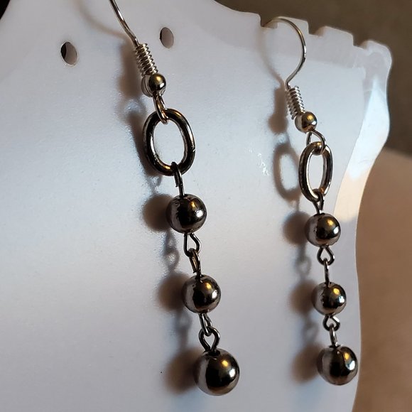1.5" Silver Tone Hook Bead Layer Dangle Earrings - Picture 2 of 3